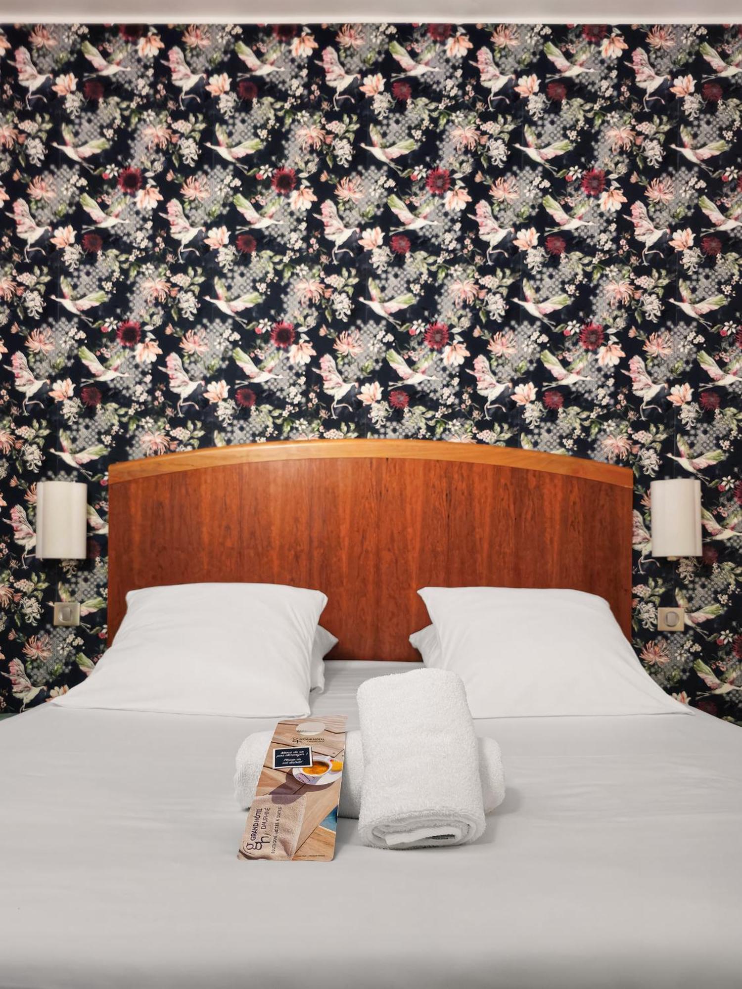 Grand Dauphine Toulon, Boutique & 3*